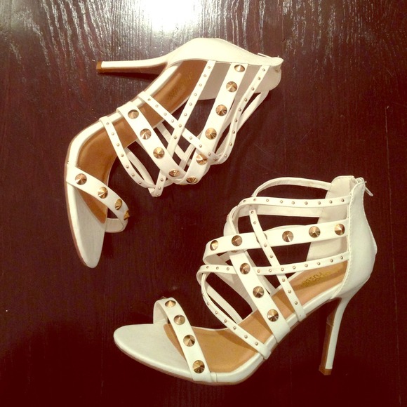 Strappy white sandals/booties. Sz. 8