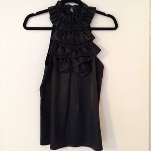 Sleeveless layered ruffle blouse