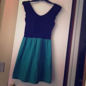 Adorable teal and black sundress!!