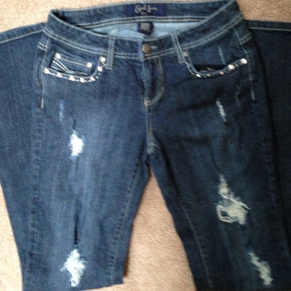 ✨BLING✨embellished Earl Jean jeans! - Picture 3 of 3