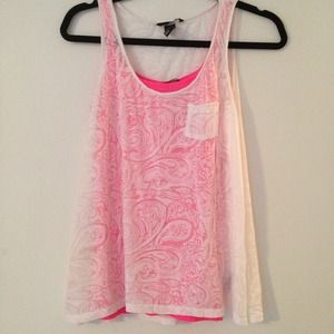 ❌SOLD IN BUNDLE❌Sheer paisley print tank top