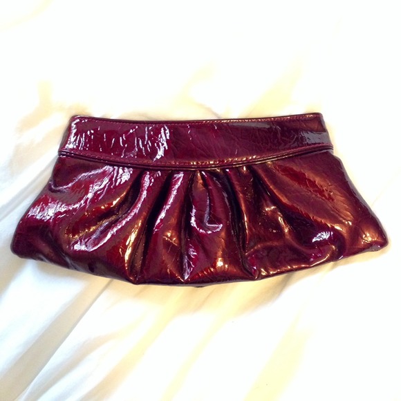 Steve Madden clutch with optional strap - Picture 1 of 4
