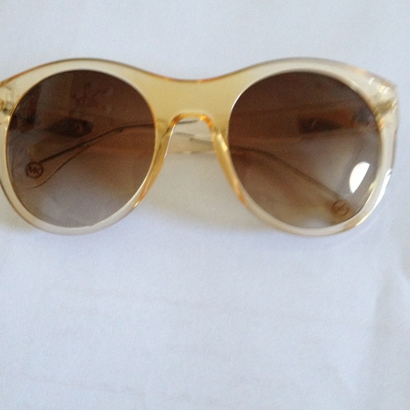 Michael Kors Gibson sunglasses Authentic