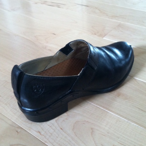 Boots - Picture 2 of 4