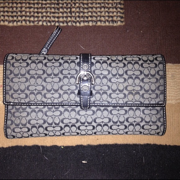 Coach wallet