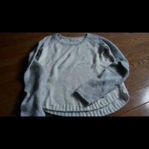 Hollister sweater