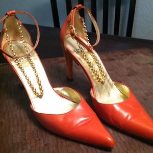 Charles Jordan orange heels with ankle bracelet