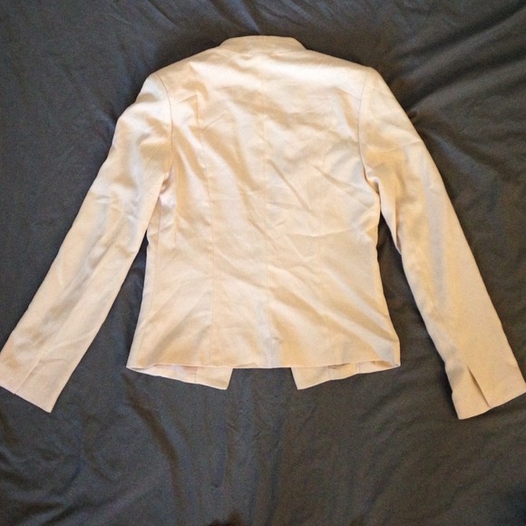 Cream blazer - Picture 3 of 3