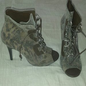 Brown BCBG GENERATION