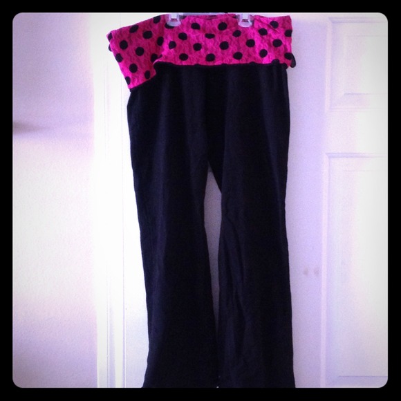 Black and Hot Pink Yoga Pants
