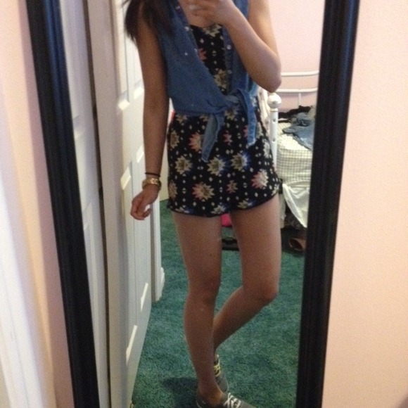 Aztec romper - Picture 2 of 2