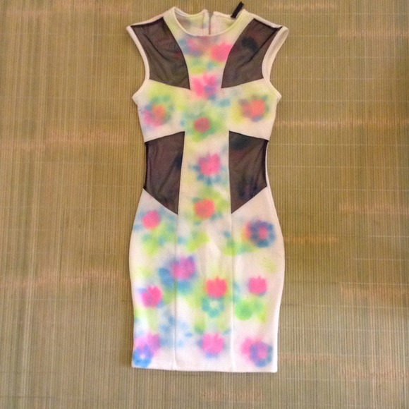 One of a kind spray painted dress 🎨modeled