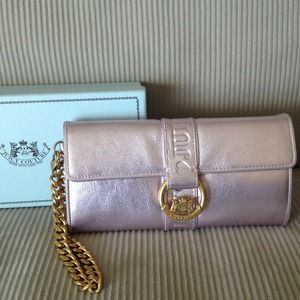 Juicy wristlet & glitter tote