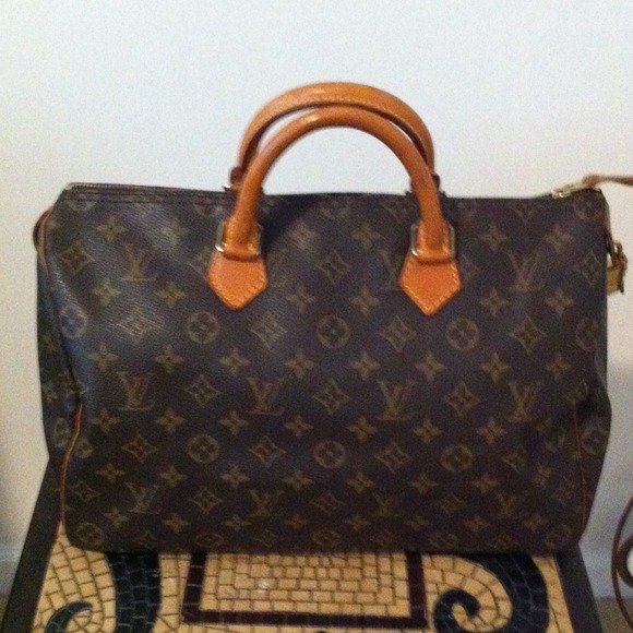Authentic Louis Vuitton!!!