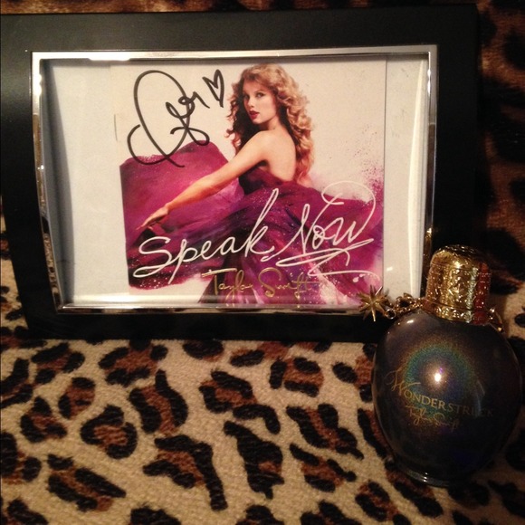 Autographed and framed Taylor swift picture!