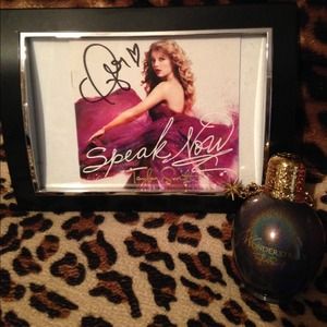 Autographed and framed Taylor swift picture!