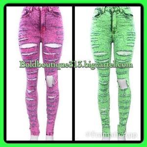 💚REDUCED💚RIPPED SKINNY JEANS $40