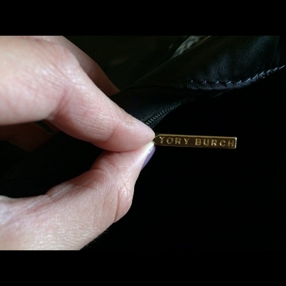 💥💥💥SOLD Lovally💥💥💥Tory black tote -authentic