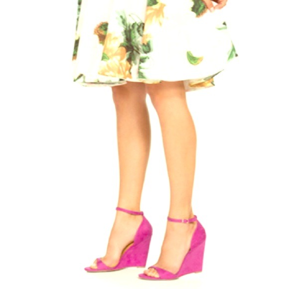 Fuschia Wedge Sandal(JustFab)