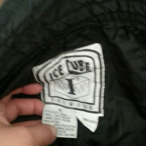 Snow/ski pants black small worn once! - Picture 2 of 3