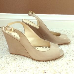 Nine West nude wedge 7 1/2