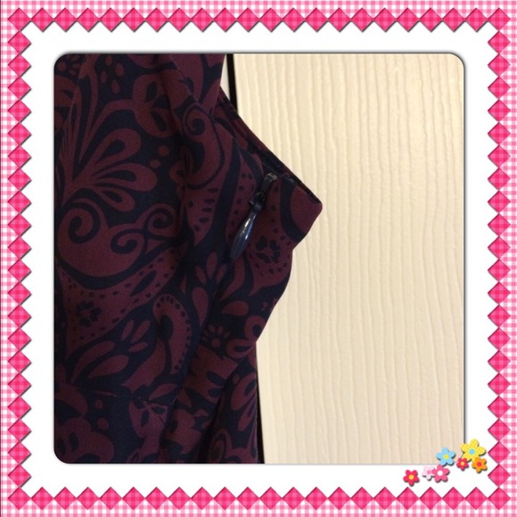 Michael Kors ruffle top - Picture 4 of 4