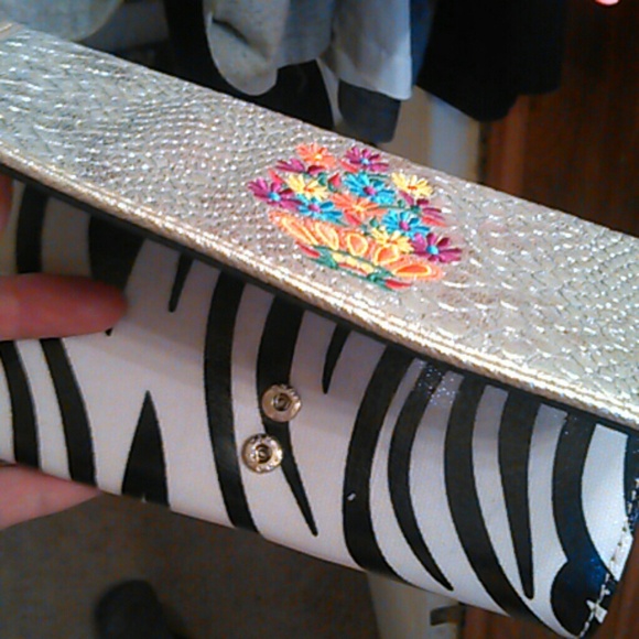 Wallet - Picture 2 of 3