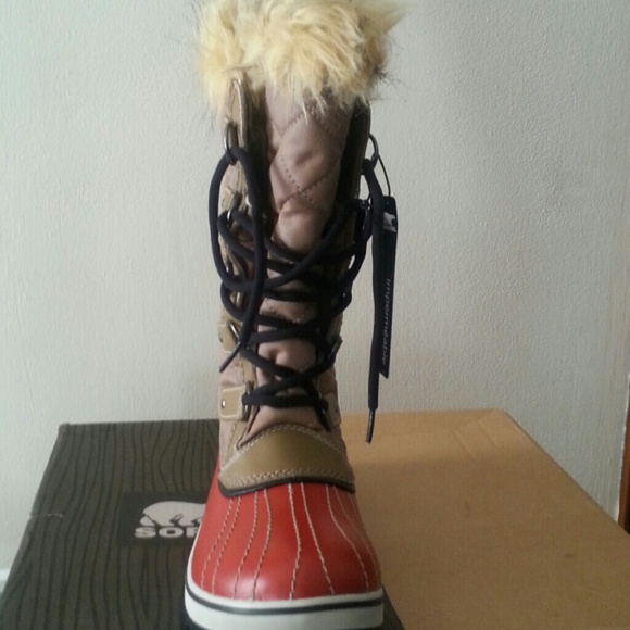 Sorel boots size 11