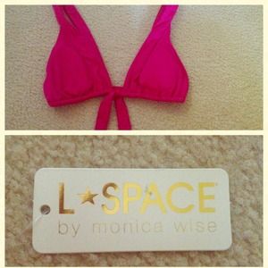 Fuscia  Bikini Top 👙☀️