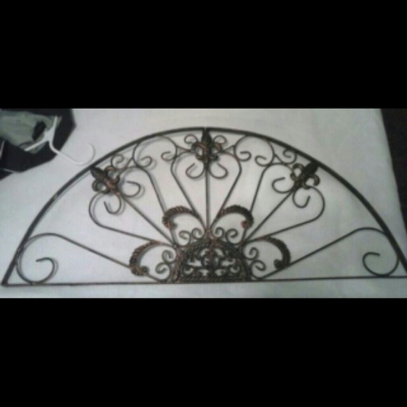 Fleur Di lis.wall hanging