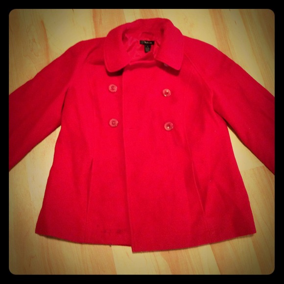Vibrant red Peacoat