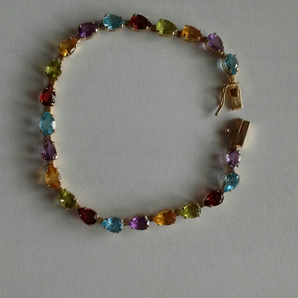 14 kt gold gemstone bracelet