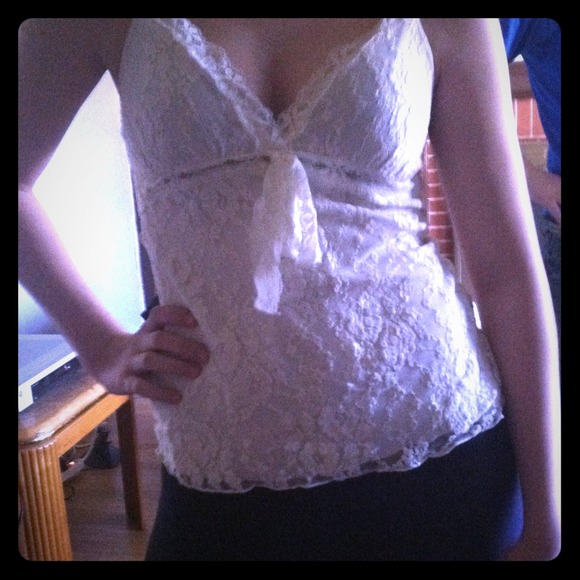 Lace white tank - Picture 1 of 1