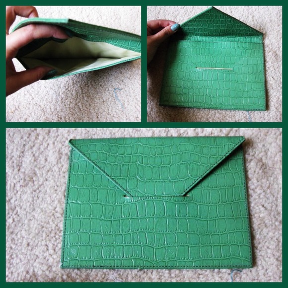 Small green envelope clutch