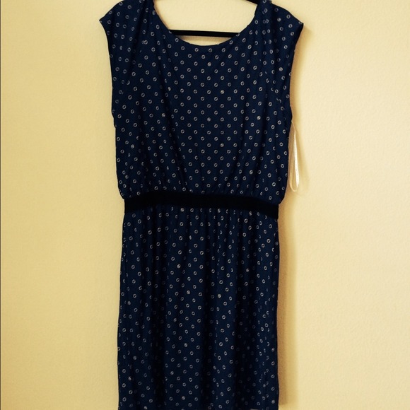 Lilly Pulitzer Dresses & Skirts - NWOT Lilly Pulitzer Navy Button Dress