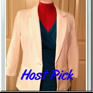 Host Pick White Blazer 3/4 length Sleeves