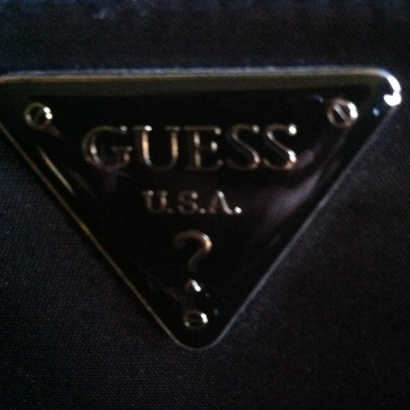 Guess black purse - Picture 2 of 2