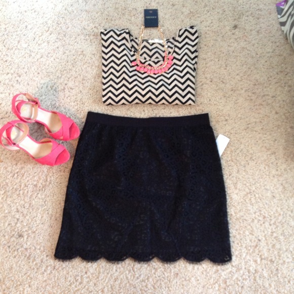 SOLD: NWT!! Lace Black Skirt