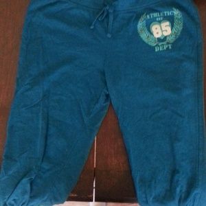 Blue sweat capris size M No boundaries