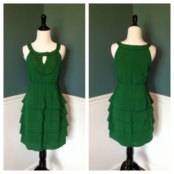 Anthropologie Dresses & Skirts - ✨SALE✨ 🎉HP🎉 Anthropologie Maeve Dress in Green