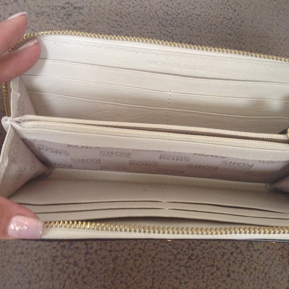 💥Sold💥 - Picture 2 of 2