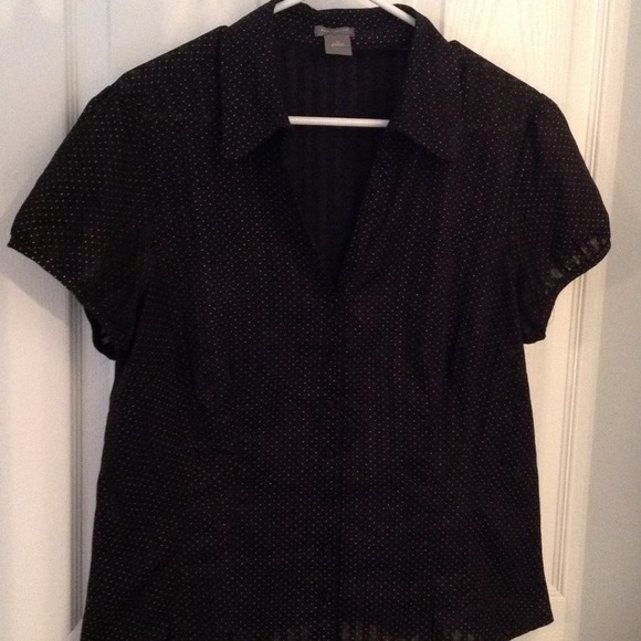 Ann Taylor size 16 black button up top SOLD