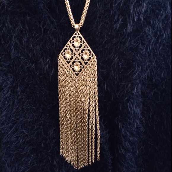 Stella&Dot Fringe necklace