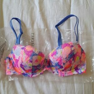 32B Victoria's Secret PINK Date bra