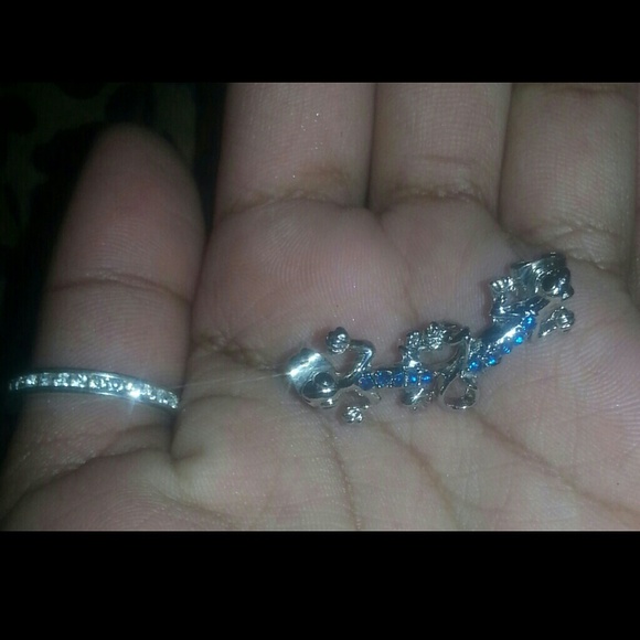 Sterling Silver Hearts & Lizards Earrings - Picture 2 of 3