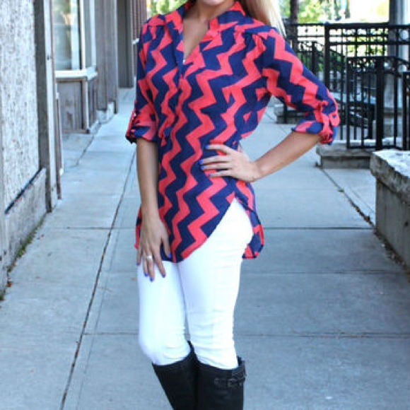 ❌SOLD❌Coral and Navy Chevron Blouse