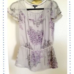 Bundle two tops 🌺 for @fancylani