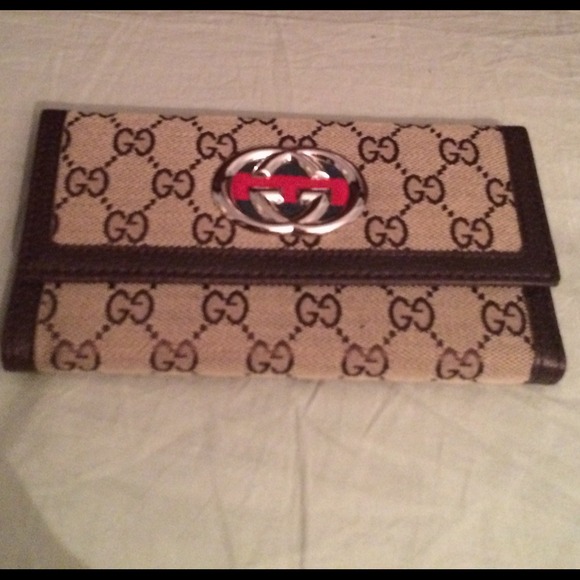 Gucci wallet