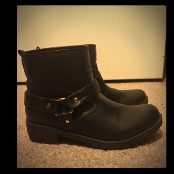 Black ankle boots