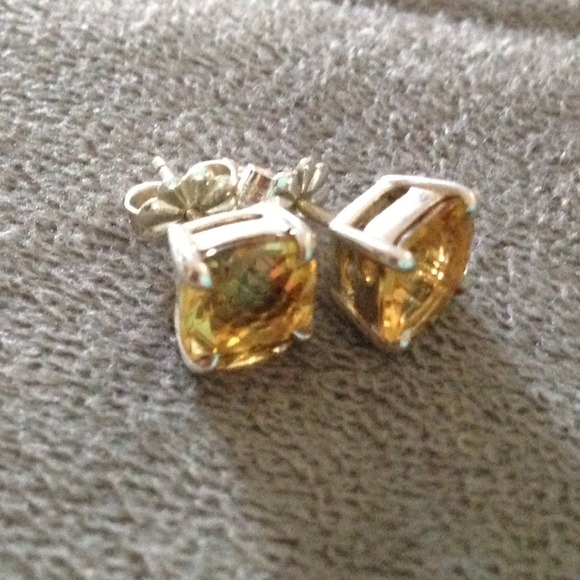 ❌ SOLD ❌ Authentic Tiffany & Co. Citrine Earrings
